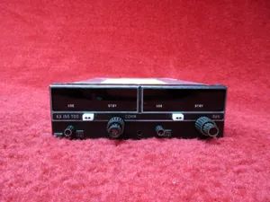 King Radio KX 155 VHF COMM Transceiver/ NAV Receiver 14V PN 069-1024-08